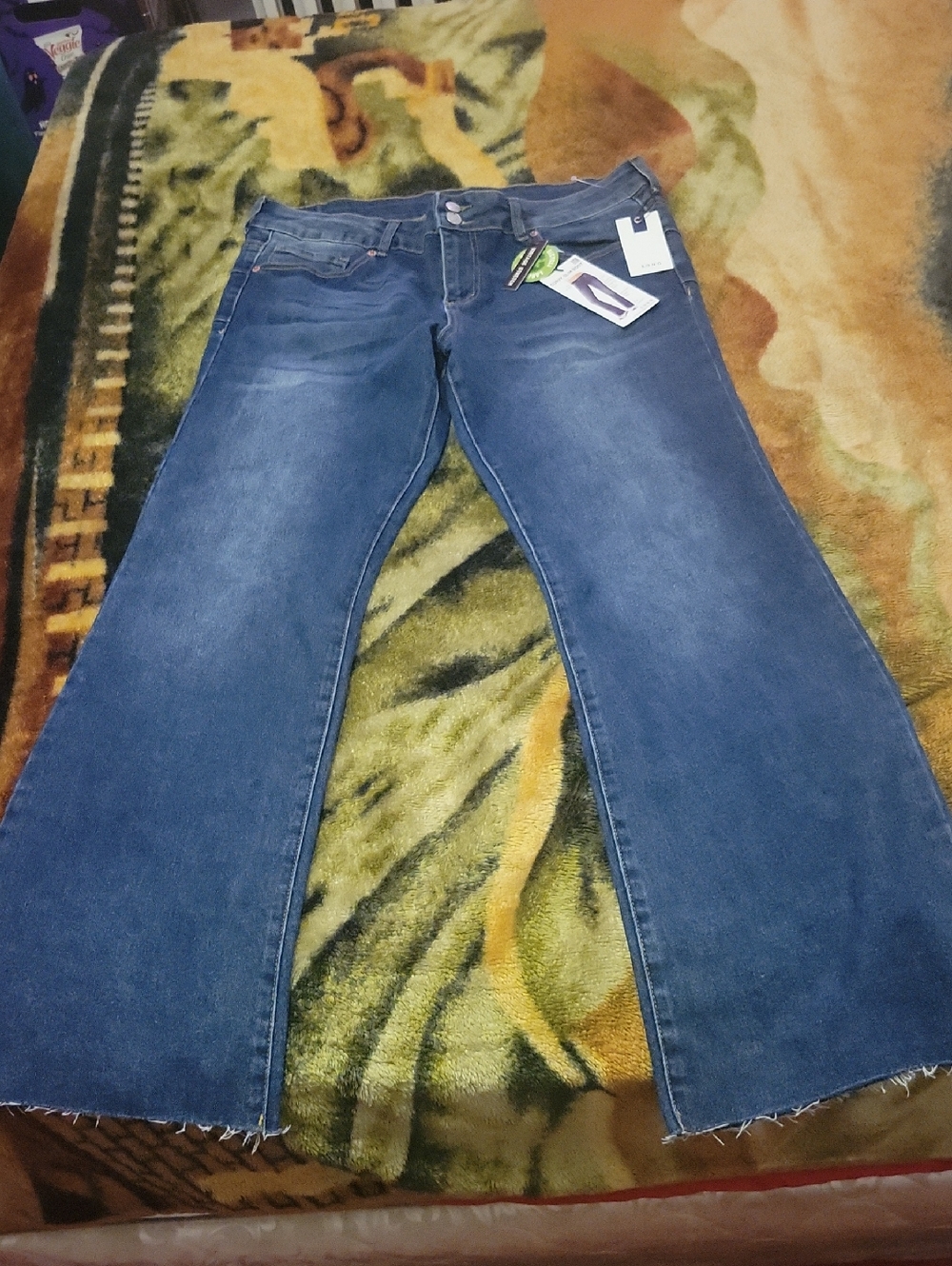 S.O.N.G Curvy Slim Boot Jeans